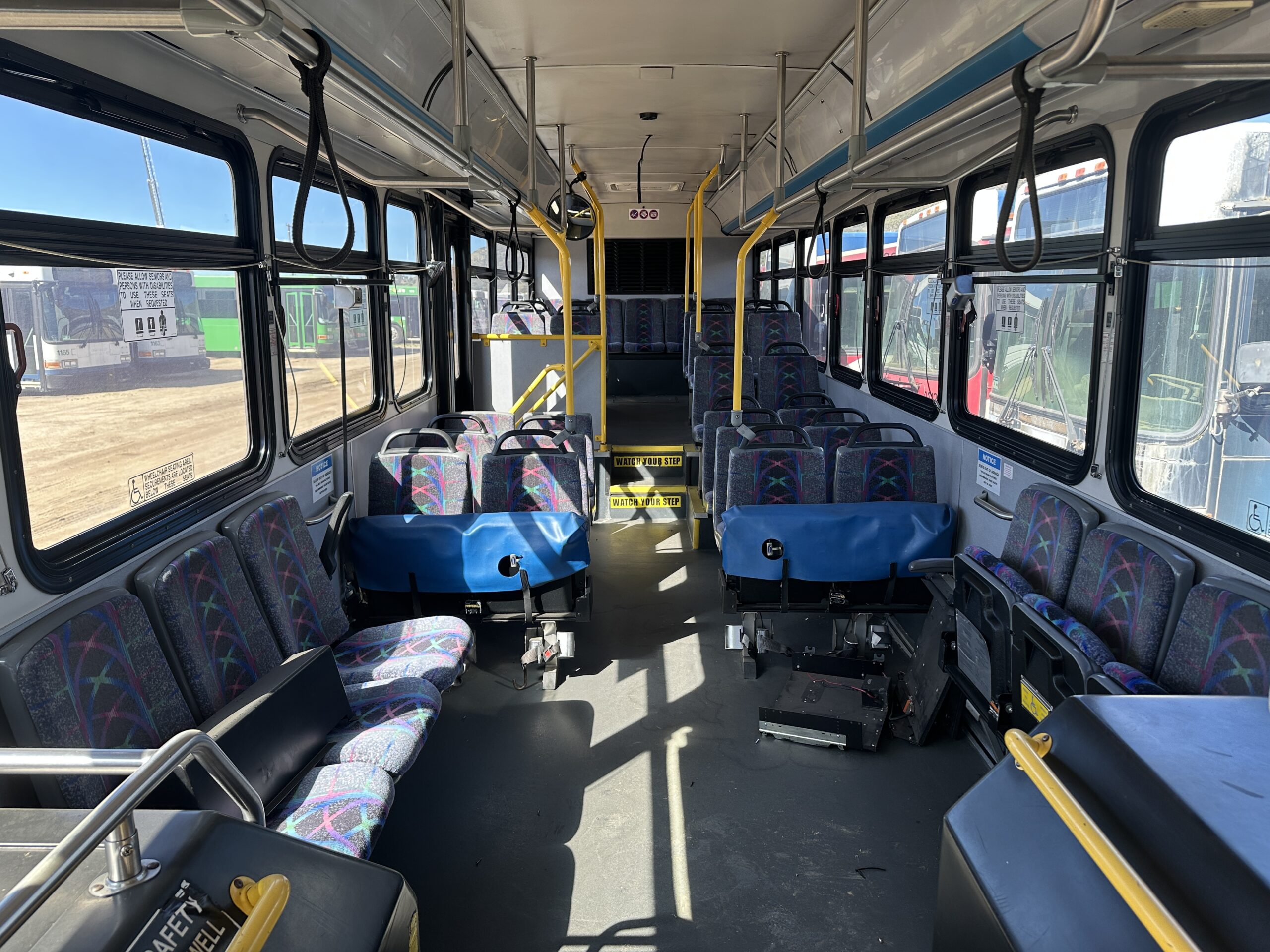 40FT 2007 Gillig G27D102N4 - Image 4